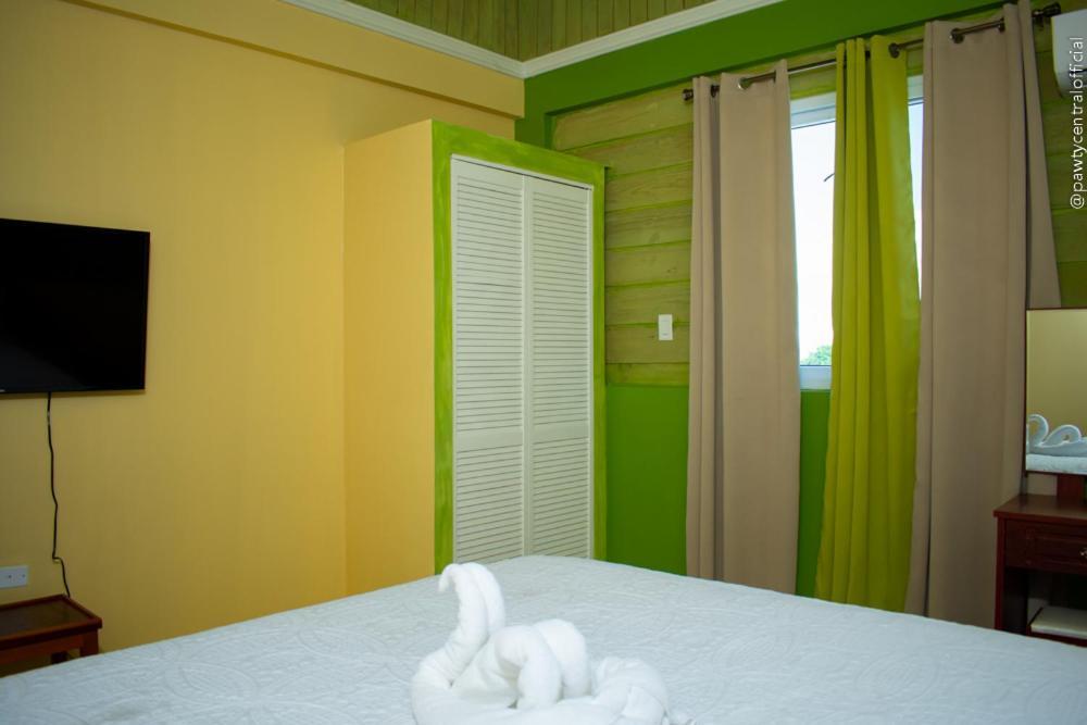 Ivs Bed And Breakfast Kingston Dış mekan fotoğraf